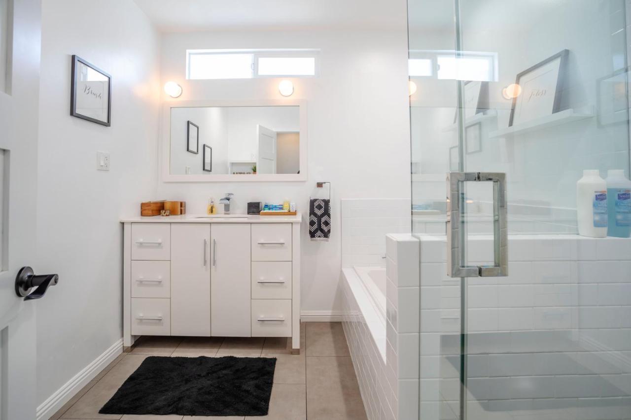 Enchanting Sherman Oaks Home With Pool Permit #Hsr Two One Zero Zero 2605 ロサンゼルス エクステリア 写真