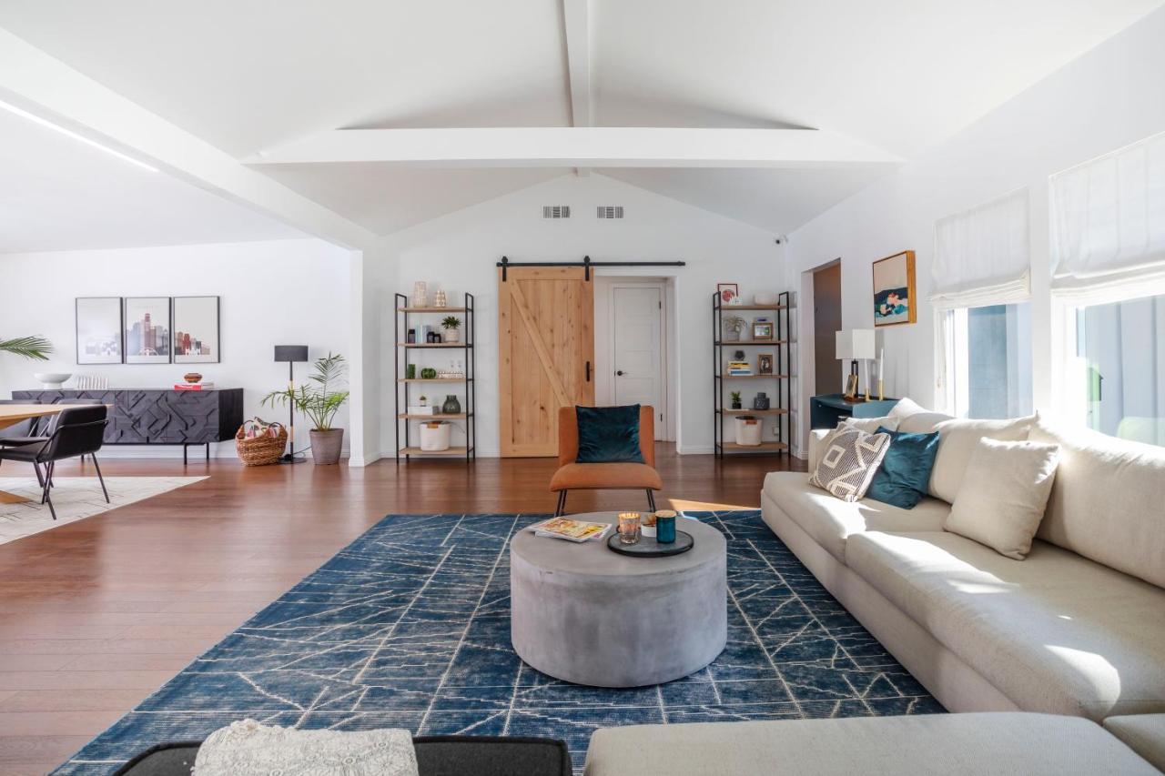 Enchanting Sherman Oaks Home With Pool Permit #Hsr Two One Zero Zero 2605 ロサンゼルス エクステリア 写真