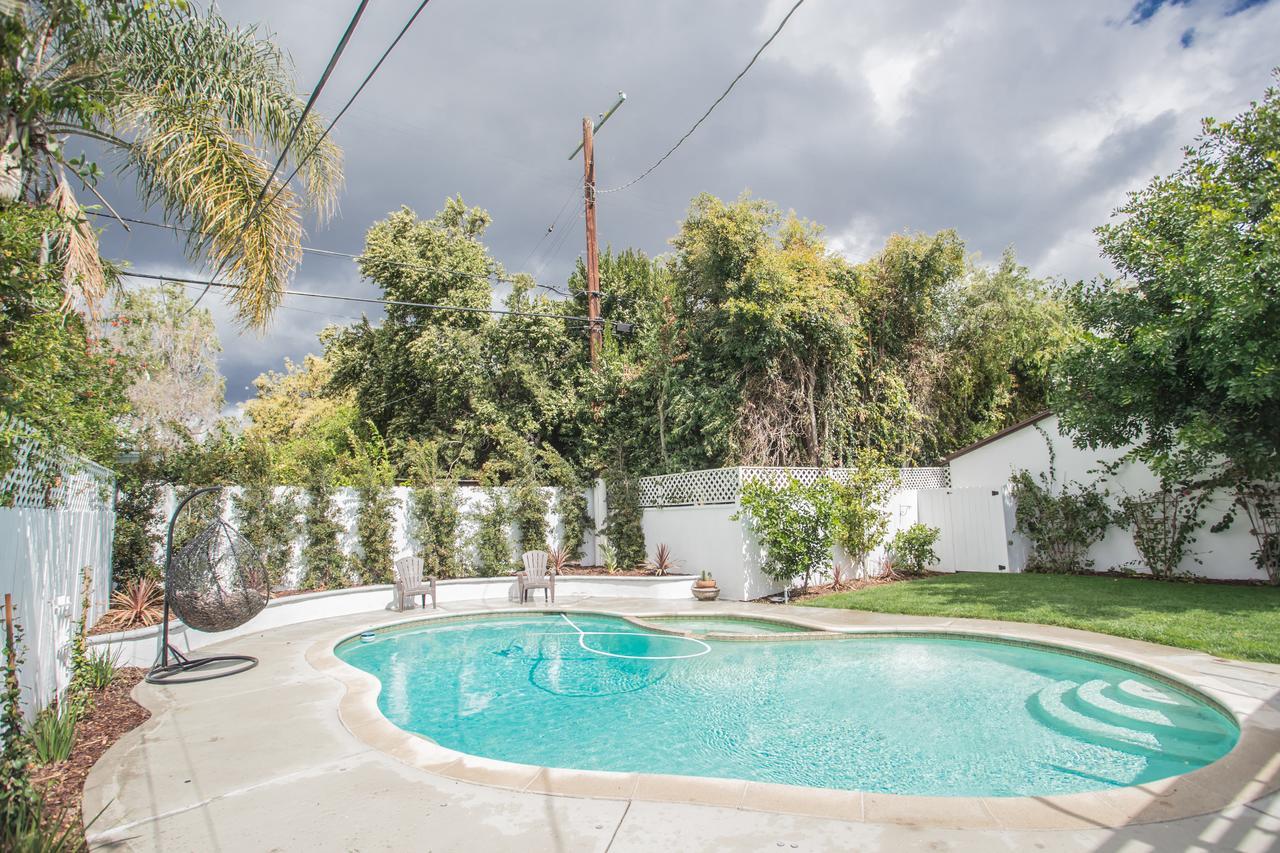 Enchanting Sherman Oaks Home With Pool Permit #Hsr Two One Zero Zero 2605 ロサンゼルス エクステリア 写真